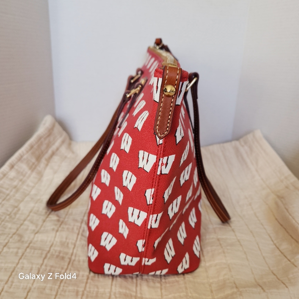 Red and White Tote Bag Dooney Bourke - Picture 6 of 8